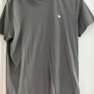 Abercrombie & Fitch Gray Short Sleeve Tee
